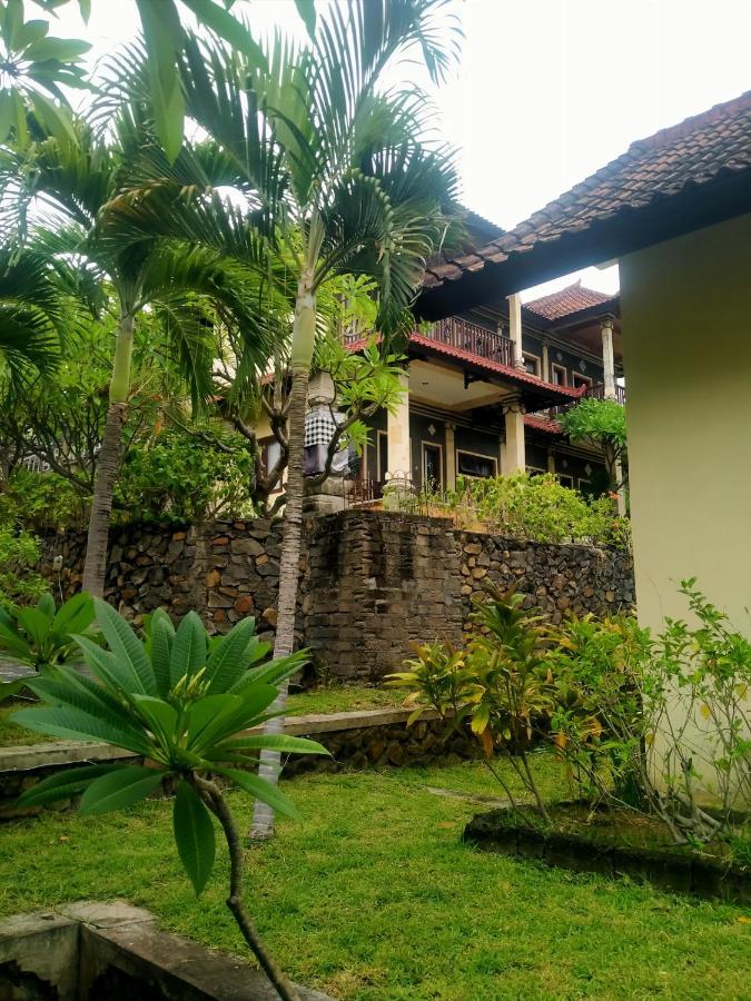 Coral Bay Bungalows Amed  Exterior photo