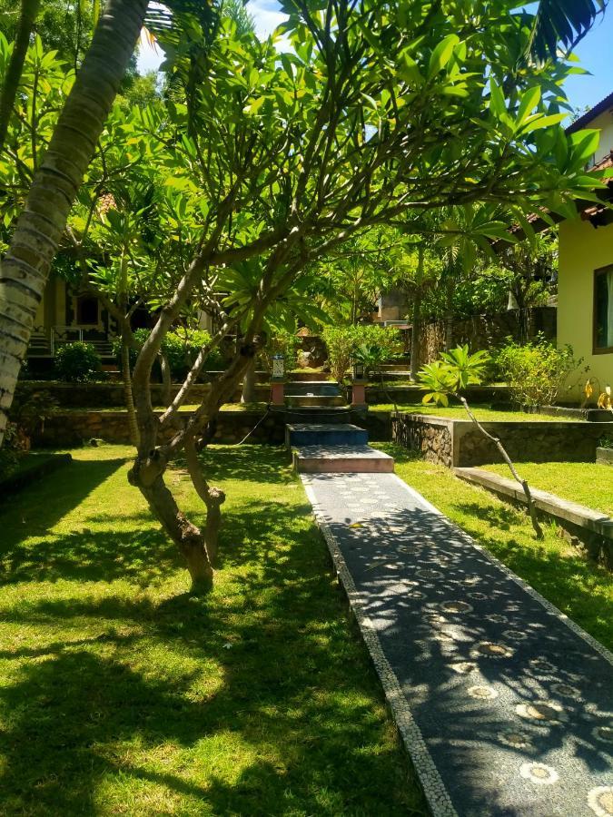 Coral Bay Bungalows Amed  Exterior photo