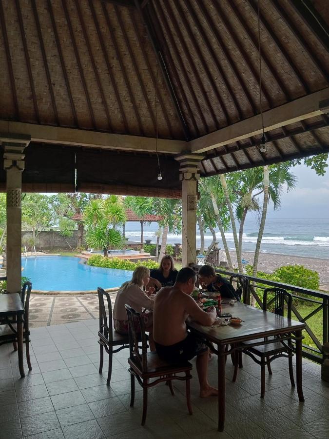 Coral Bay Bungalows Amed  Exterior photo