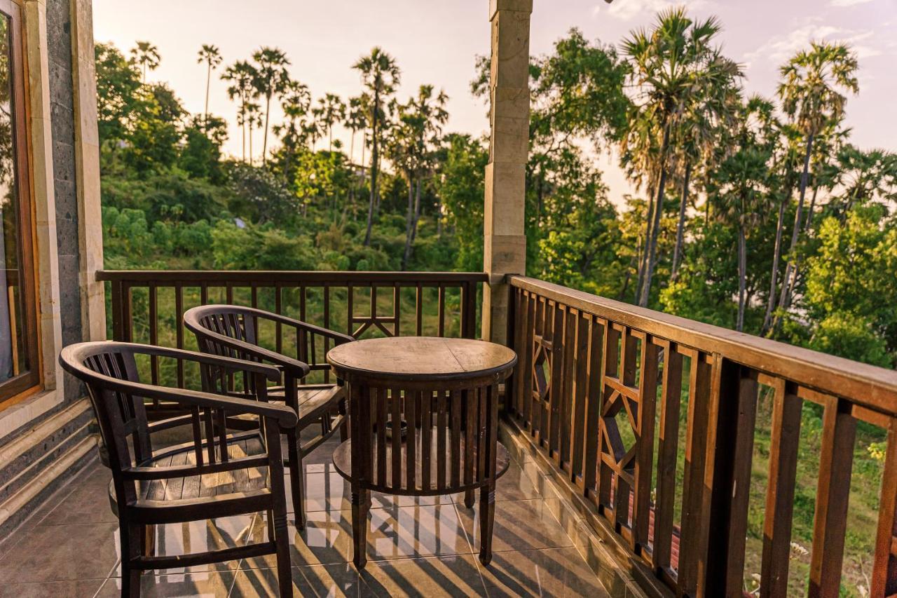 Coral Bay Bungalows Amed  Exterior photo