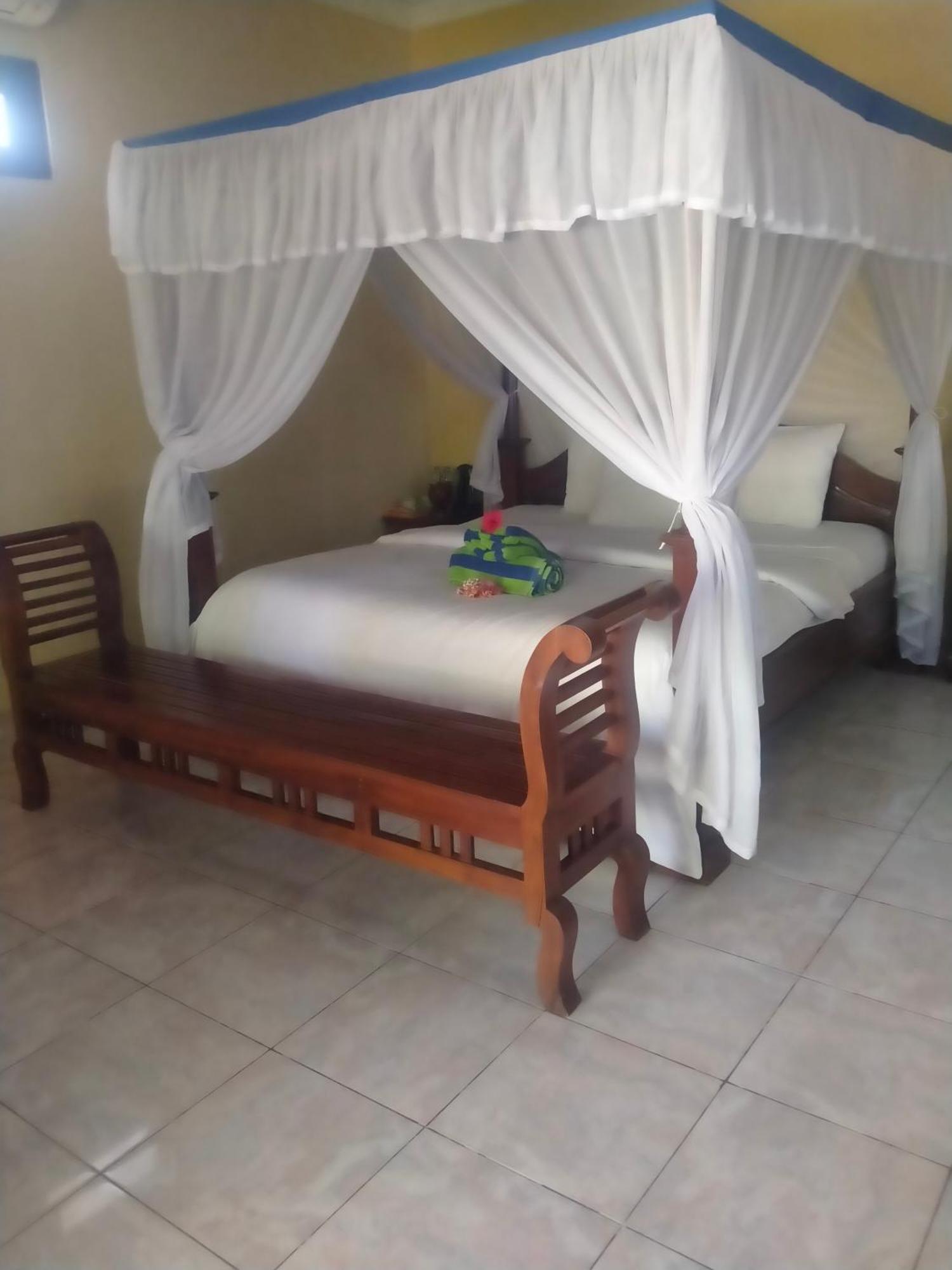 Coral Bay Bungalows Amed  Room photo