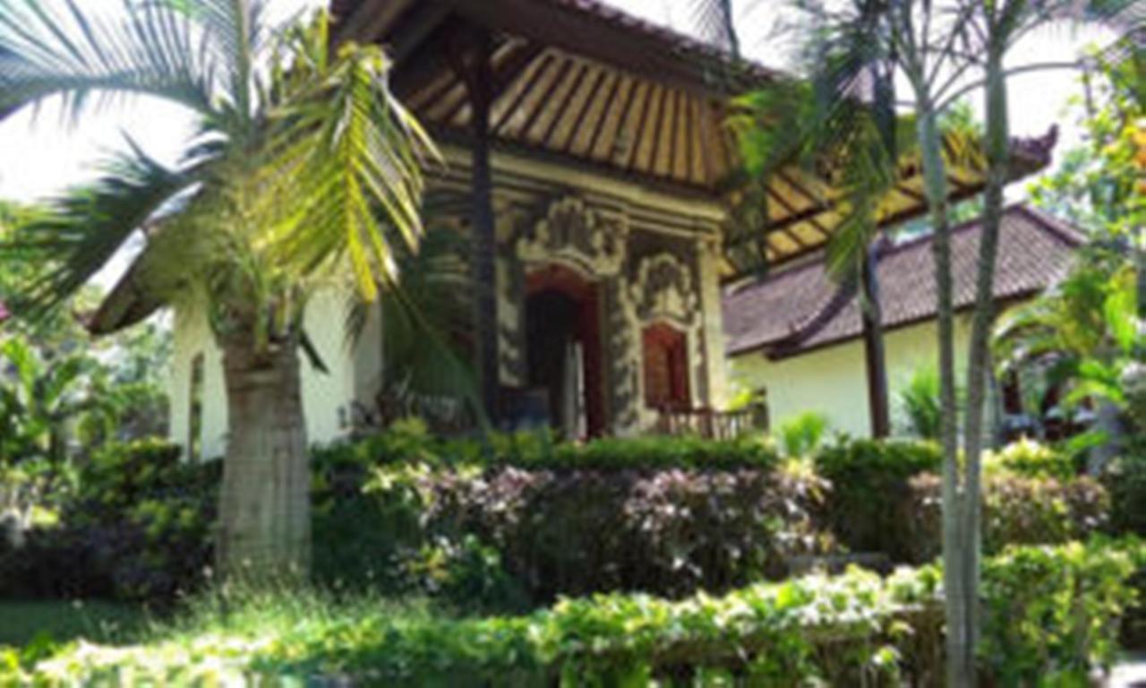 Coral Bay Bungalows Amed  Exterior photo